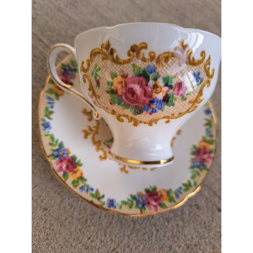 Paragon By Appointment Fine Bone China England Regd Manuel Coffee Cup & Sauser